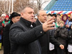 Экс-глава Энгельсского района Саратовской области Дмитрий Лобанов (слева) и губернатор Валерий Радаев